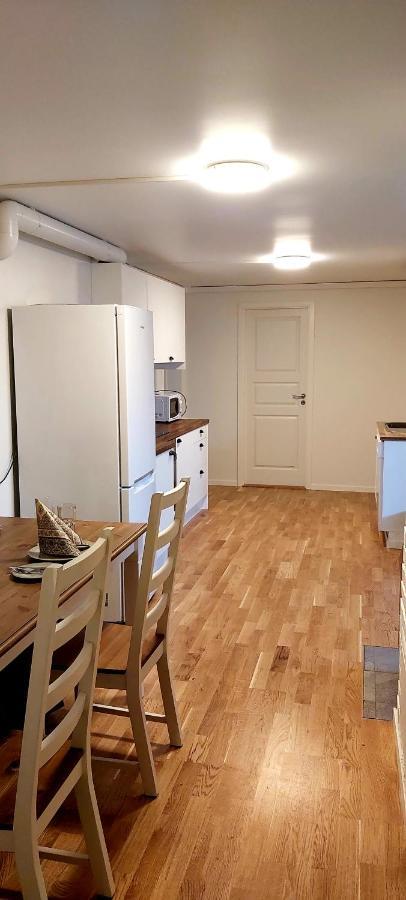 Aurora Rooms In Shared Apartment Nr2 We Are Doing Privet Northen Lights Trips, Reindeer Trip And Fjord Sommaroy Trip ทรอมโซ ภายนอก รูปภาพ