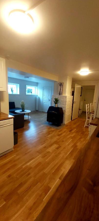 Aurora Rooms In Shared Apartment Nr2 We Are Doing Privet Northen Lights Trips, Reindeer Trip And Fjord Sommaroy Trip ทรอมโซ ภายนอก รูปภาพ